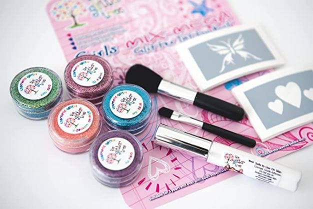Girls fun mega glitter tattoo kit. Great value 36 stencil mega party pack.